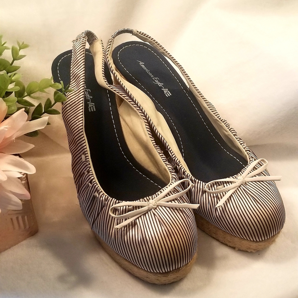 American Eagle Wedge